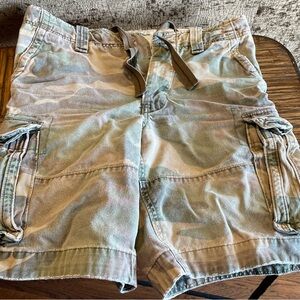 Boy’s 16 Abercrombie Camo Cargo Shorts